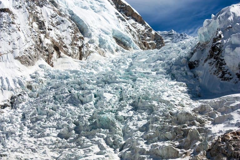 Icefall The Khumbu Icefall (Glacier) FAQ: Dangers, Death + More - MountEverest.info